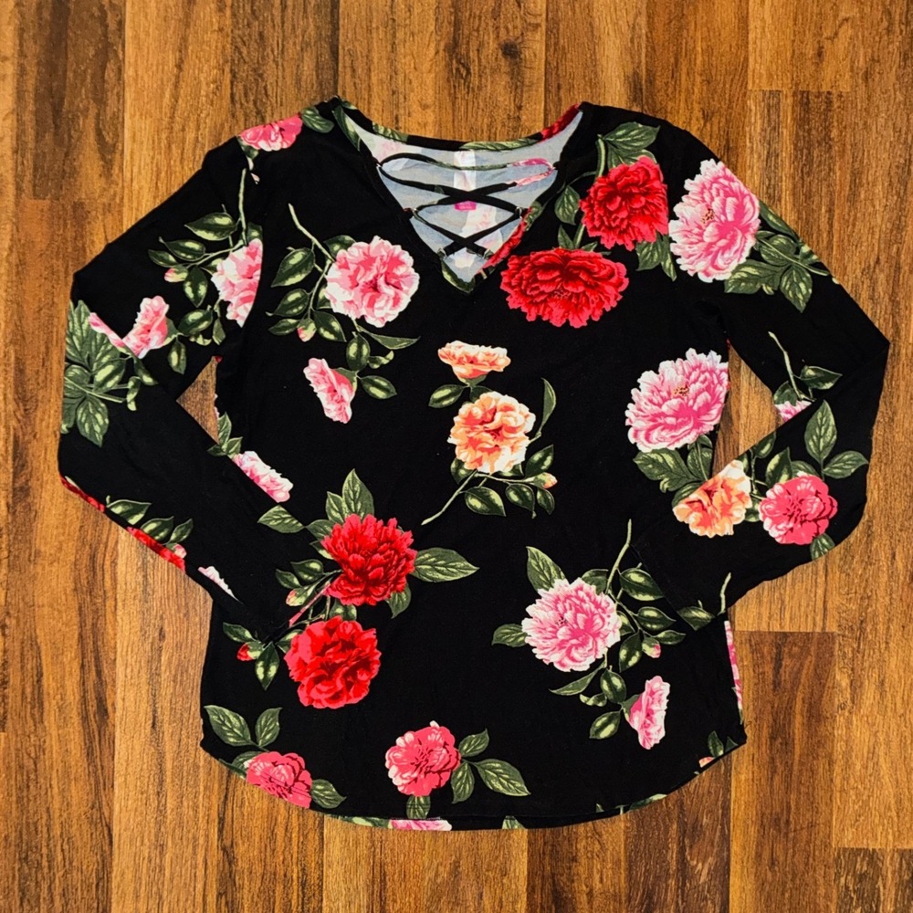No Boundaries Floral Lattice V-Neck Long Sleeve Top Black Pink Red XL 15-17
